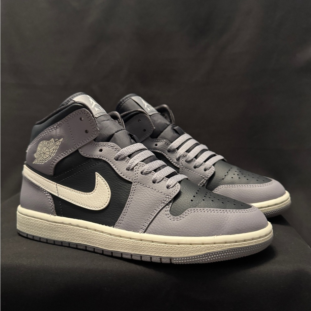 Air Jordan 1 Mid Cement Grey Women’s Size 8 BQ6472-022 Preowned/CLEAN